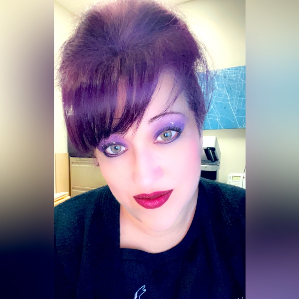 Meet your Posher, Kat